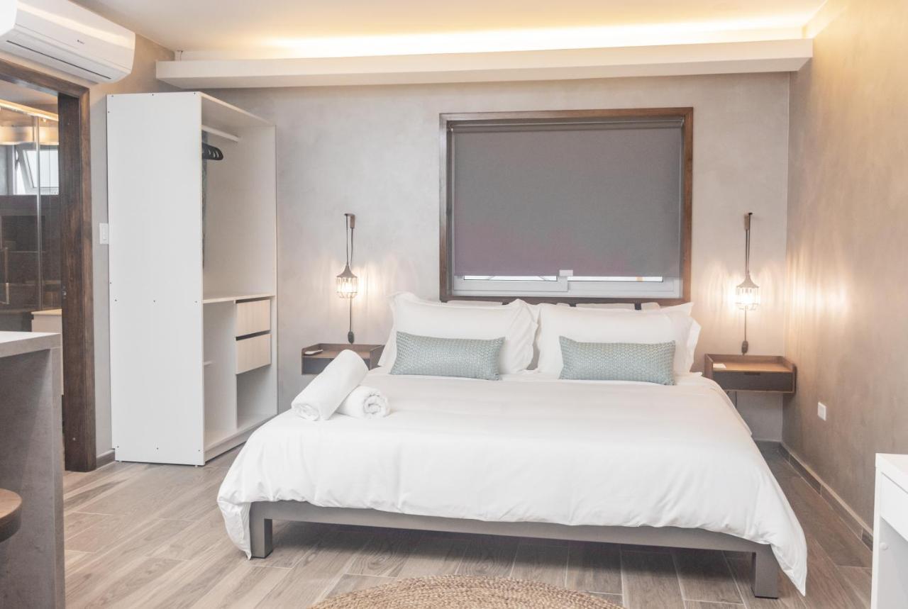 Tradewinds Apartments Simpson Bay Eksteriør billede