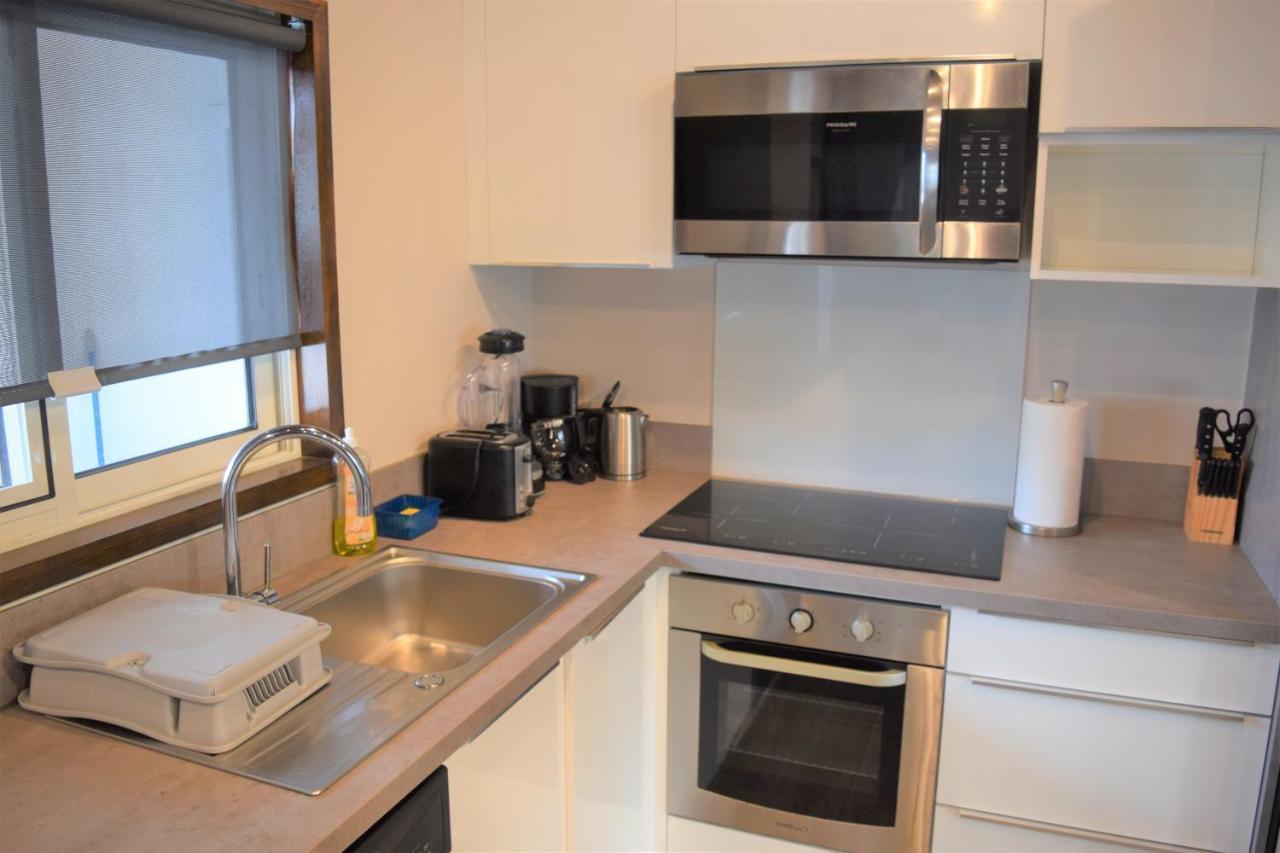 Tradewinds Apartments Simpson Bay Eksteriør billede