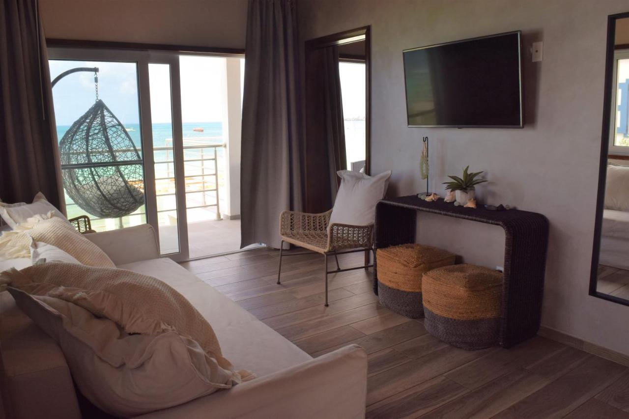 Tradewinds Apartments Simpson Bay Eksteriør billede