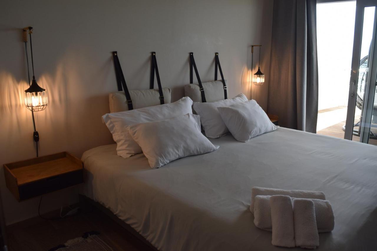 Tradewinds Apartments Simpson Bay Eksteriør billede