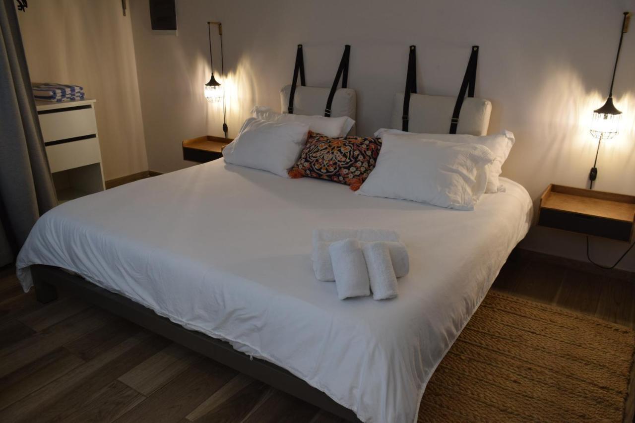 Tradewinds Apartments Simpson Bay Eksteriør billede